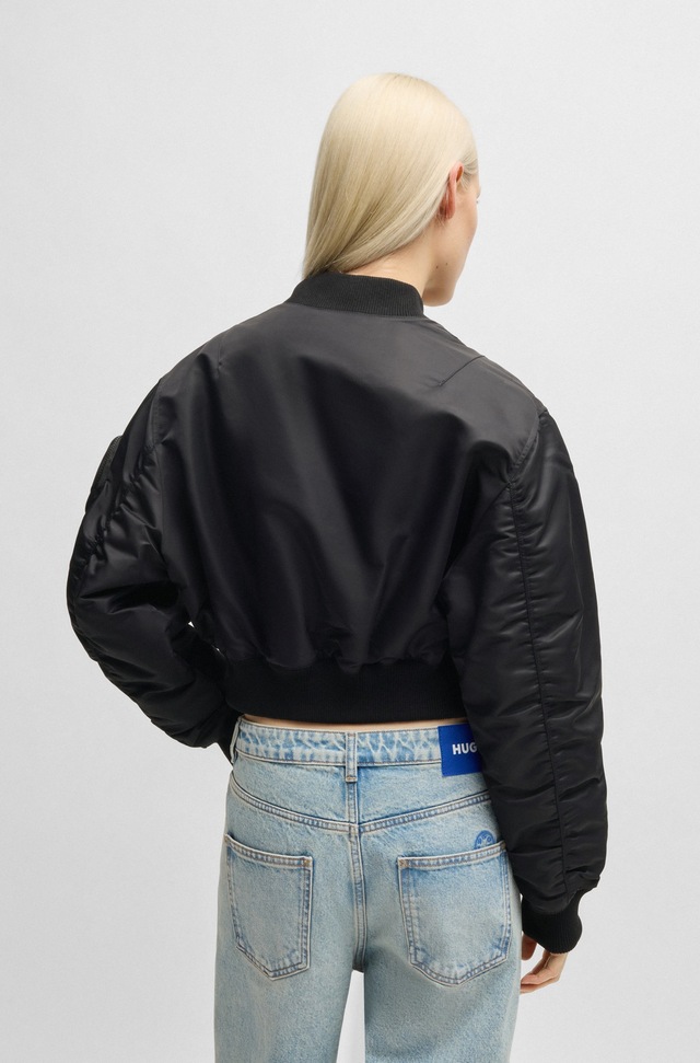HUGO Blue Bomberjacke »Foraia« mit aufgesetzter Ärmeltasche, Iconic Streetstyle