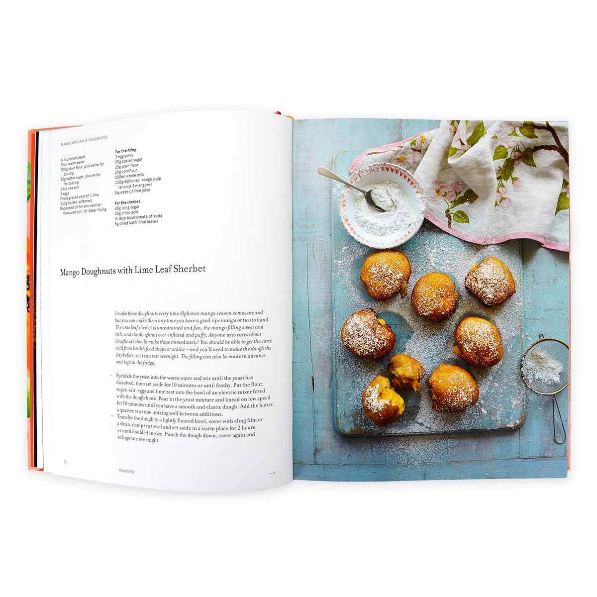 Jikoni: Proudly Inauthentic Recipes from an Immigrant Kitchen (Hardback)
