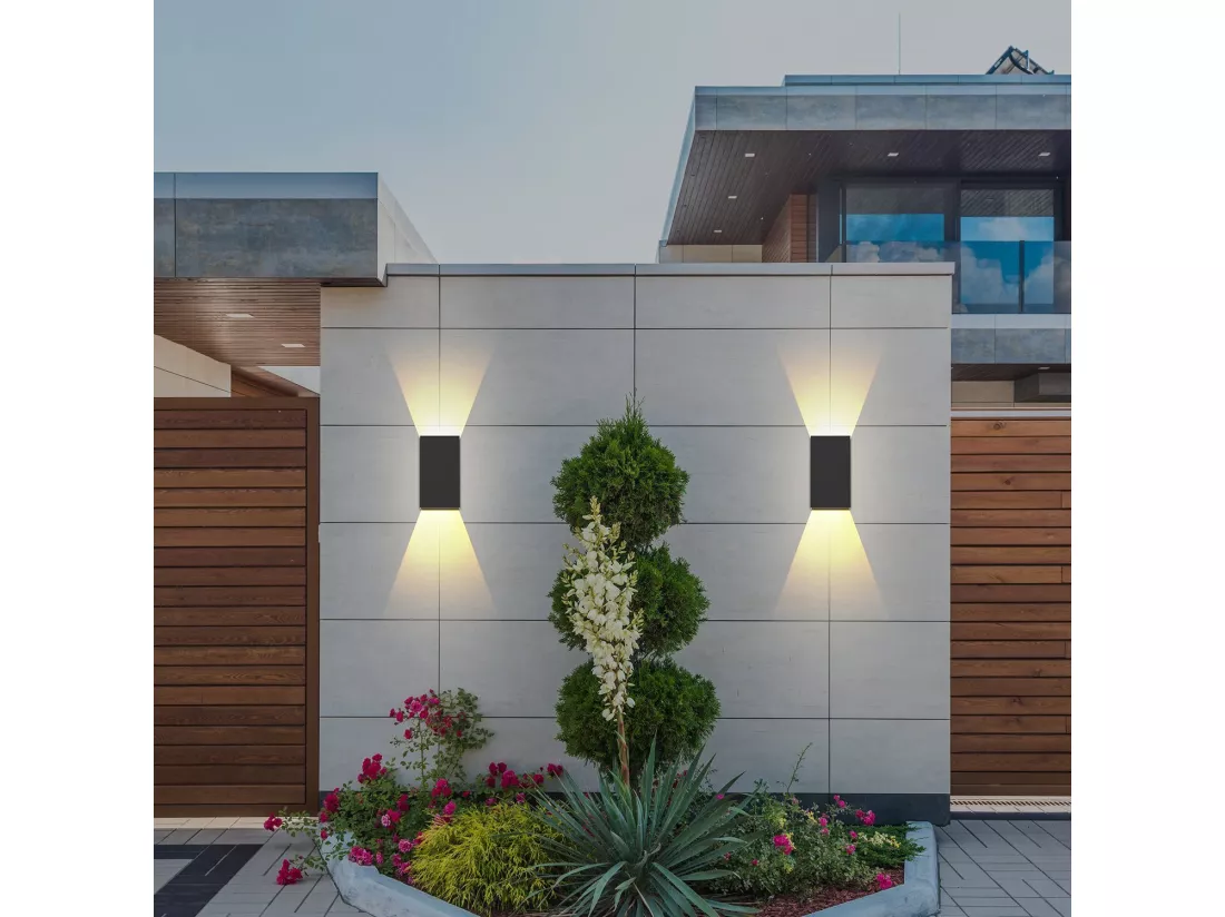 NETTLIFE Lot de 2 Applique murale LED extérieure et l'intérieur : éclairage mural noir, lampe d'extérieur, mur de maison 5 W IP65 blanc chaud 3000 K