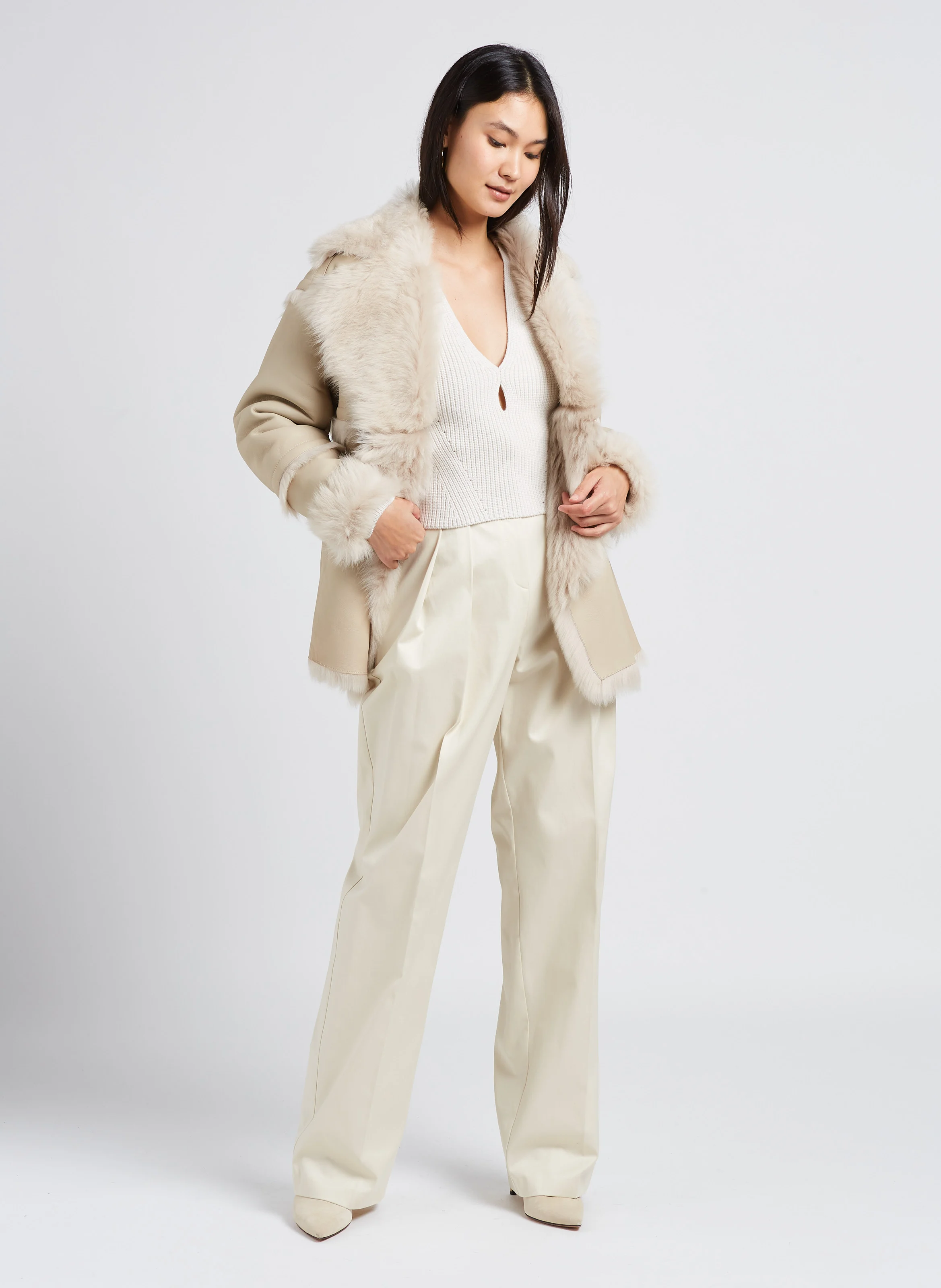 ADSILA - Pull décolleté V en laine | Beige