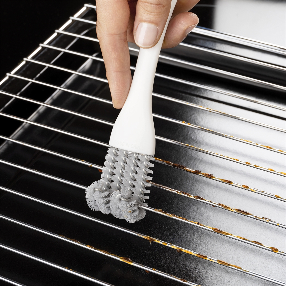 Brosse nettoie grilles