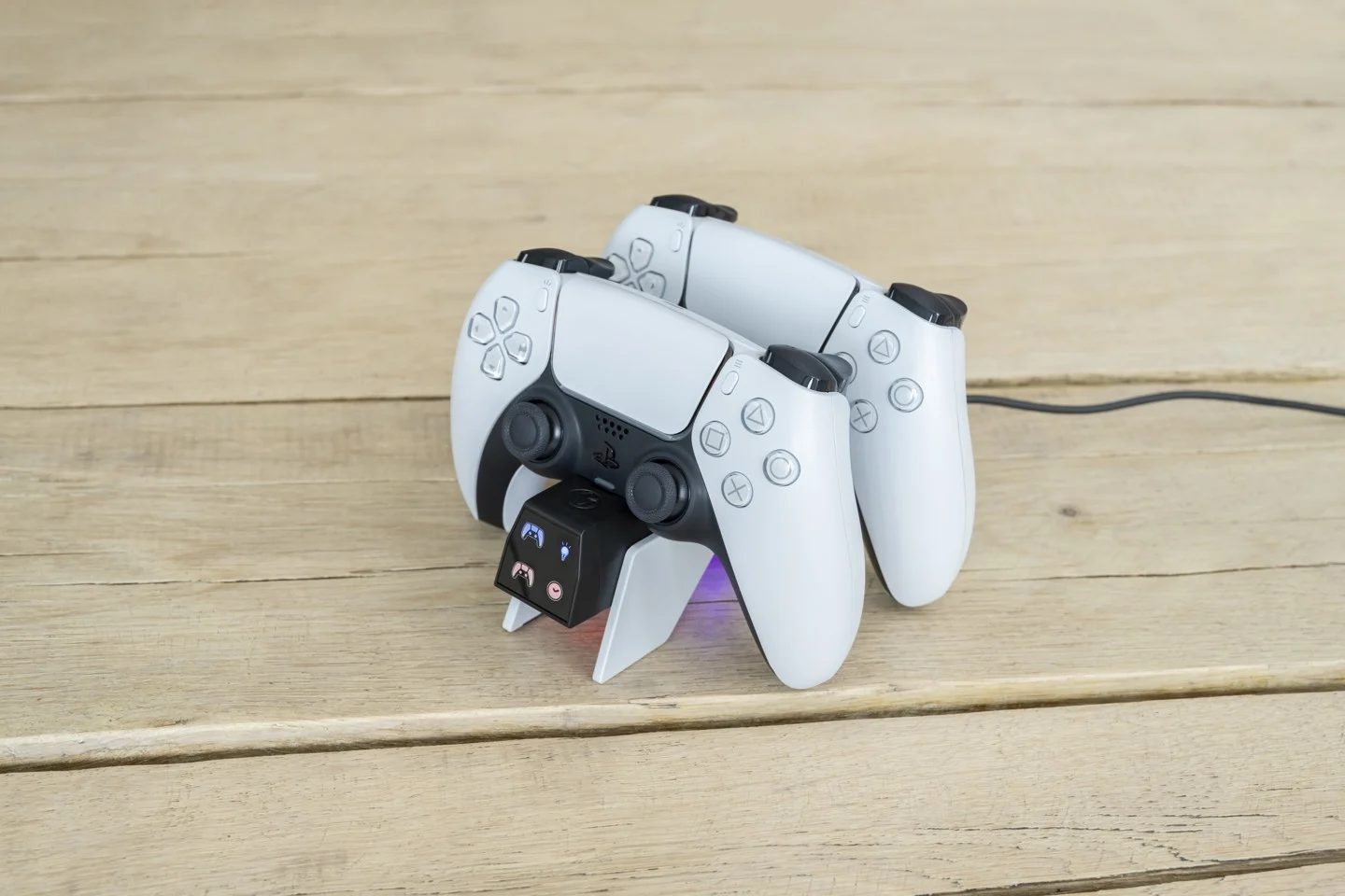 Nacon Controller USB Dual Charger V4 PS5