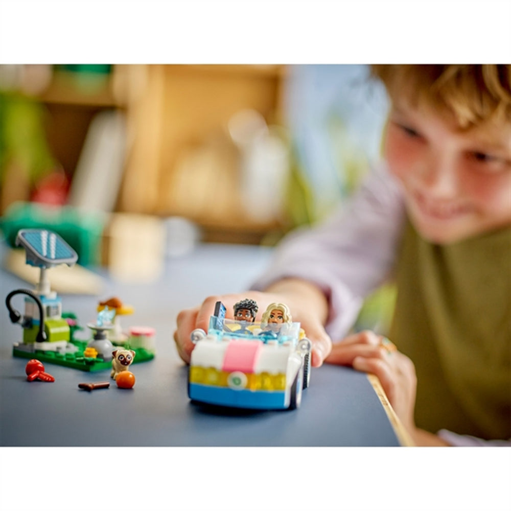 Køb LEGO® Friends Elbil og Ladestander