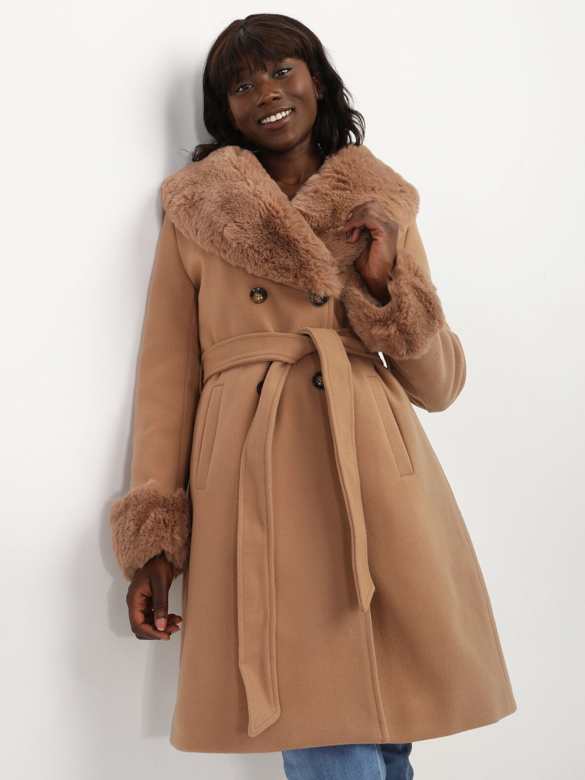 Manteau bi-matière à col et manches fourrés- Camel