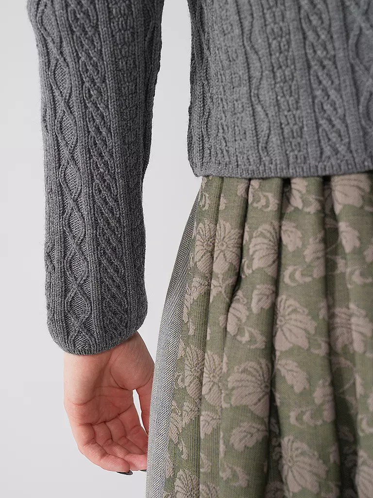 GOTTSEIDANK Trachten Strickjacke SOPHIA grau