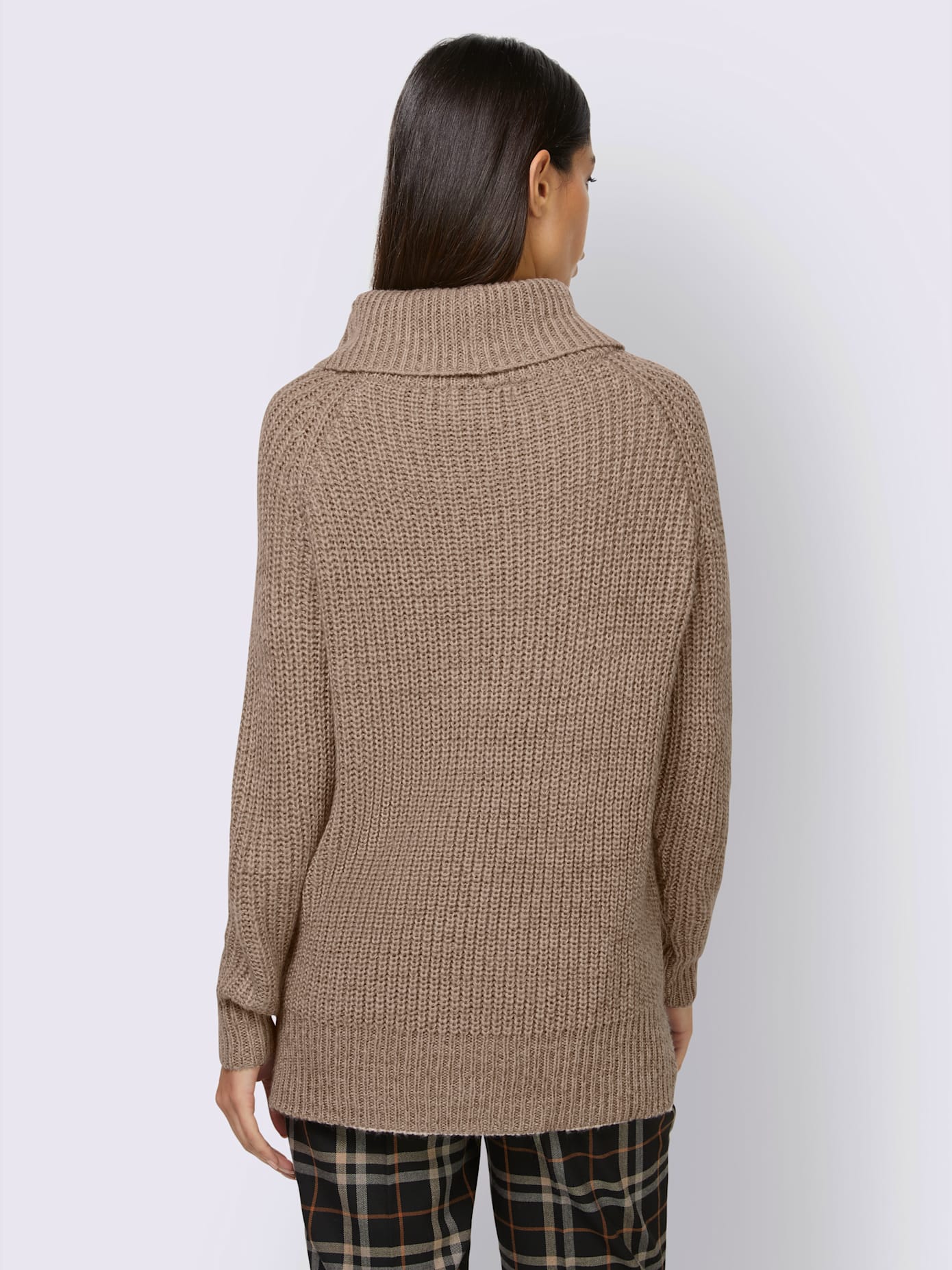 Pull motif maille moderne