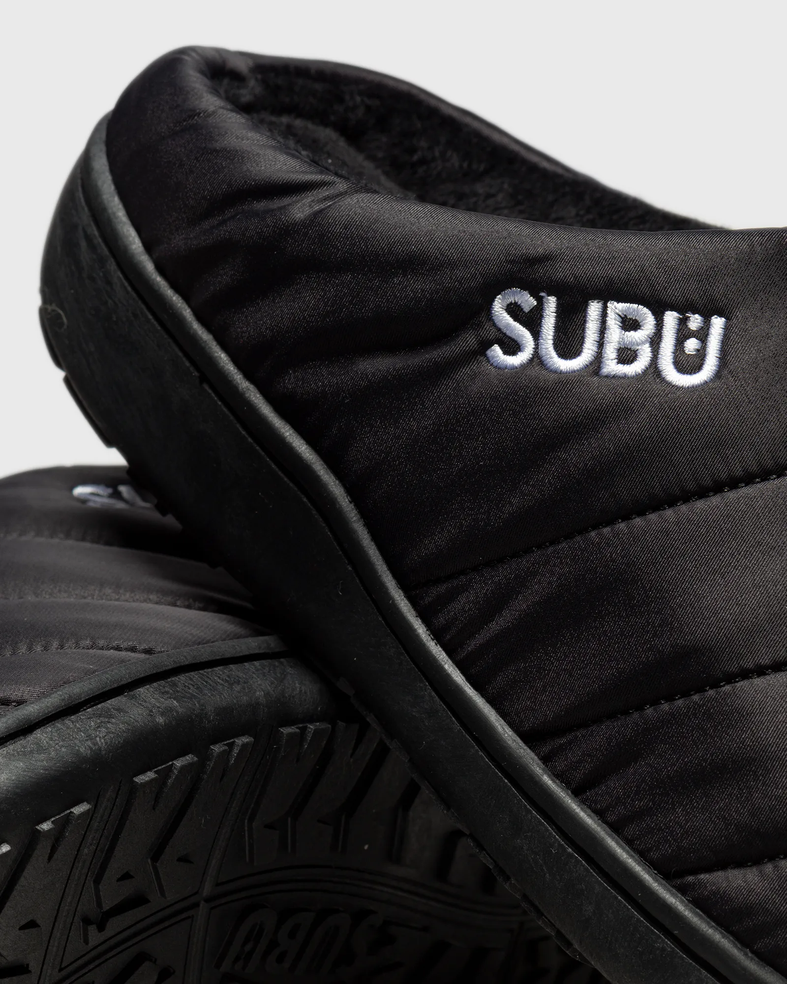 SUBU SUBU PRETO