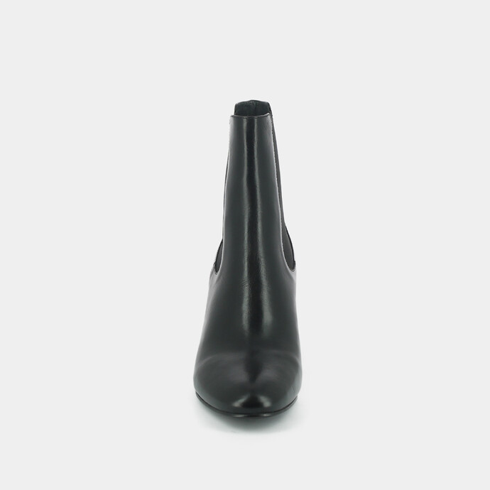 Bottines à talons et bouts pointus  en cuir noir