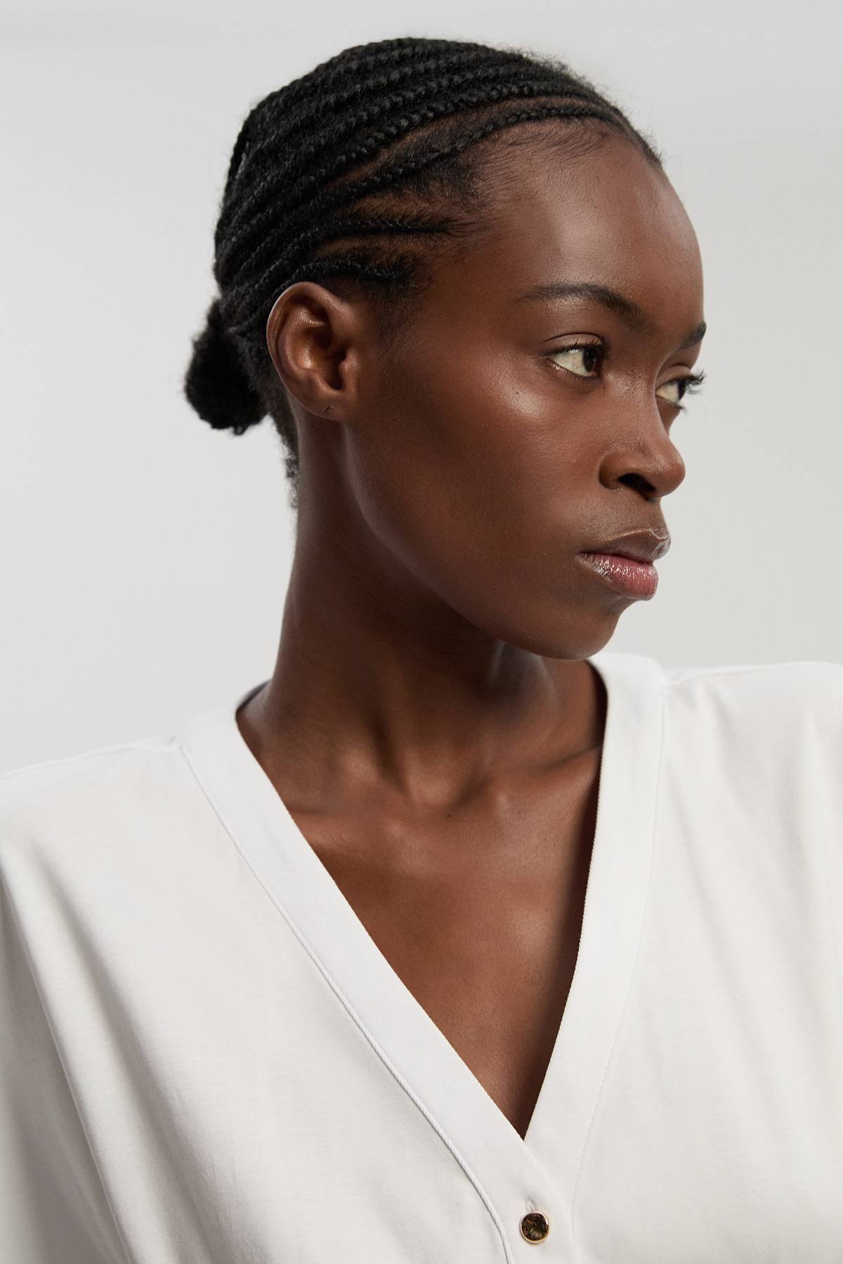KarenMillen T-shirt En Jersey À Col En V Avec Détail Boutons
