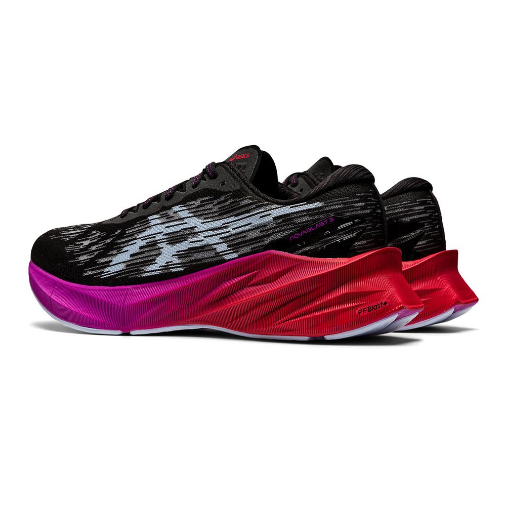 Asics NOVABLAST 3 - Chaussures running Femme black/soft sky