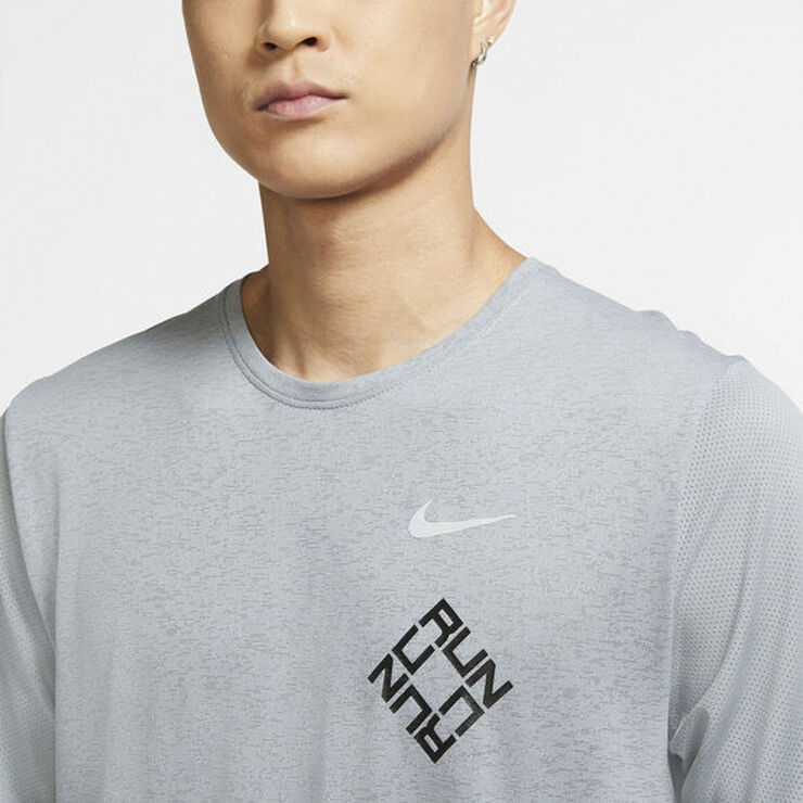Nike Dri-FIT Miler Wild Run T-shirt Grå