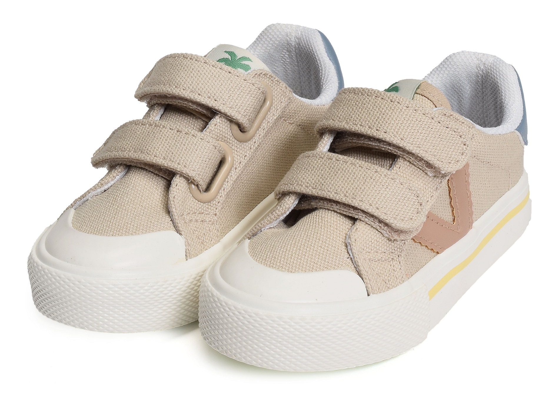 1065189 beige