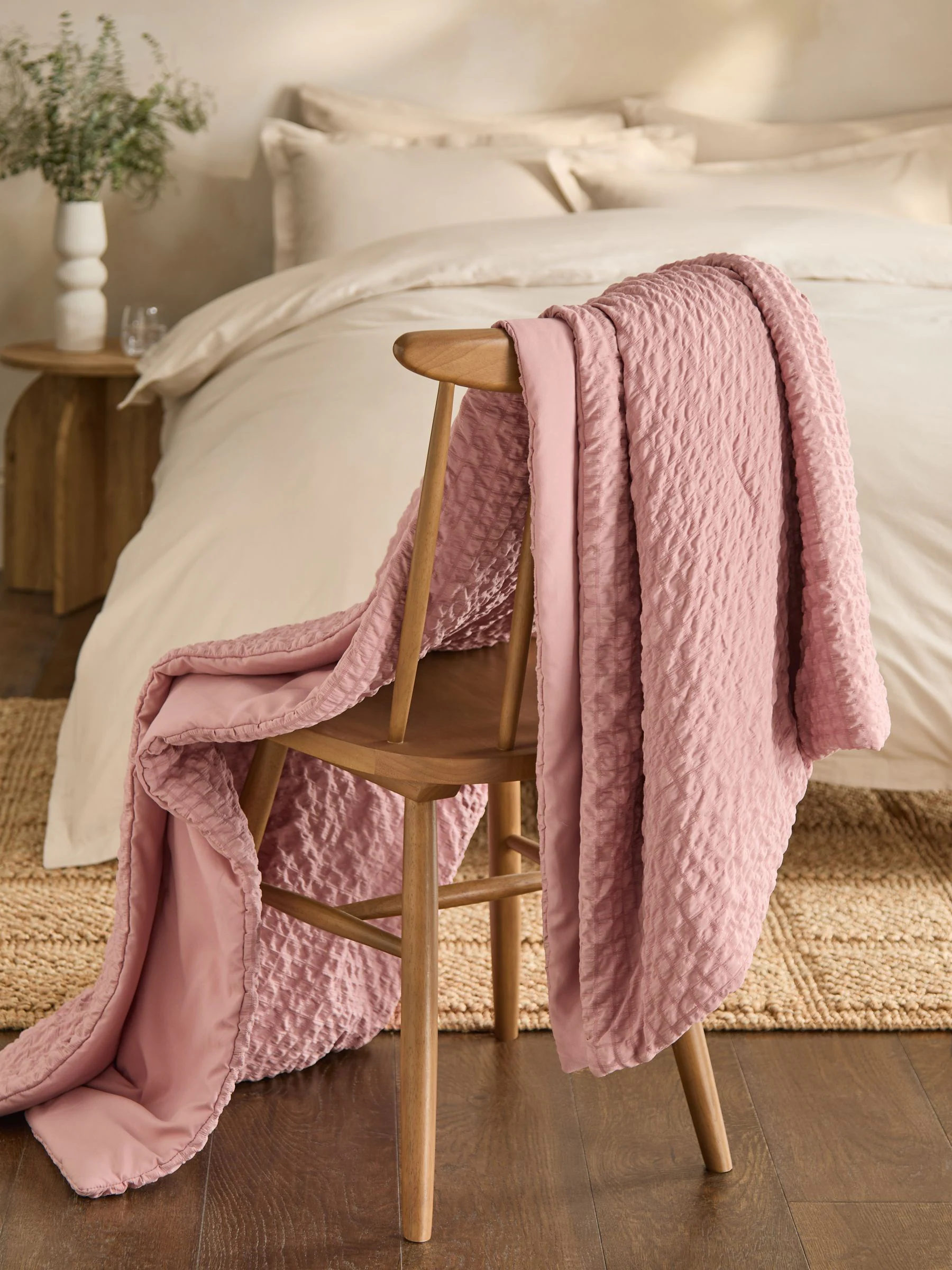 Crinkle Bedspread