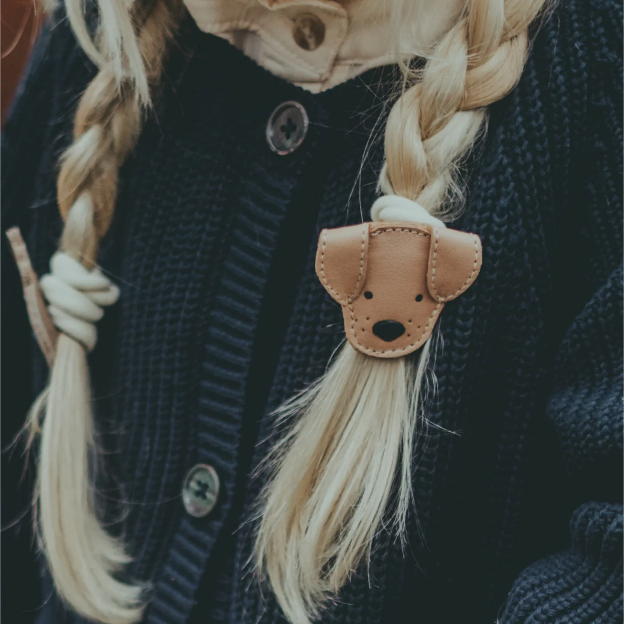 Qosy Classic Hair Tie | Dog | Light Rust Leather