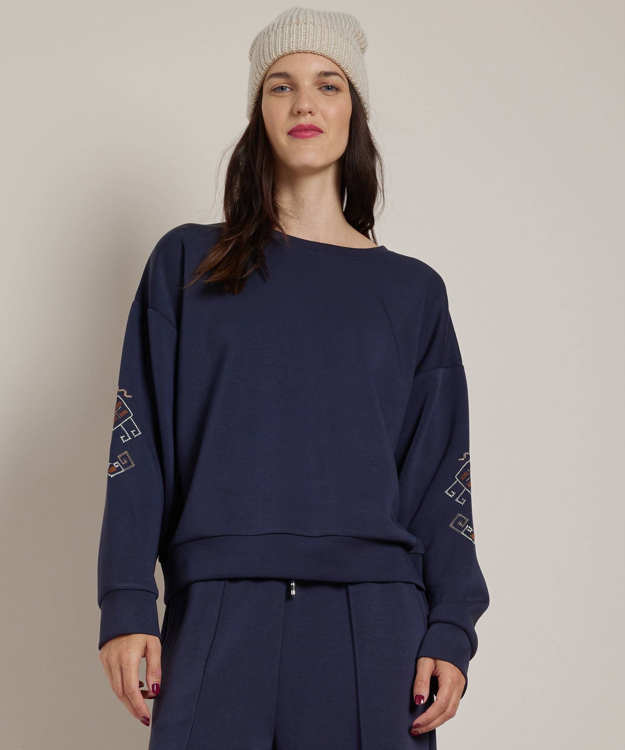 trui met embroidery extra zacht