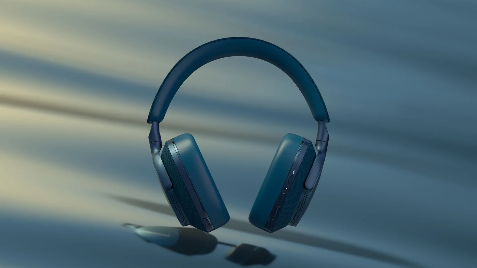 B&W PX7S2e Bleu Casques Bluetooth