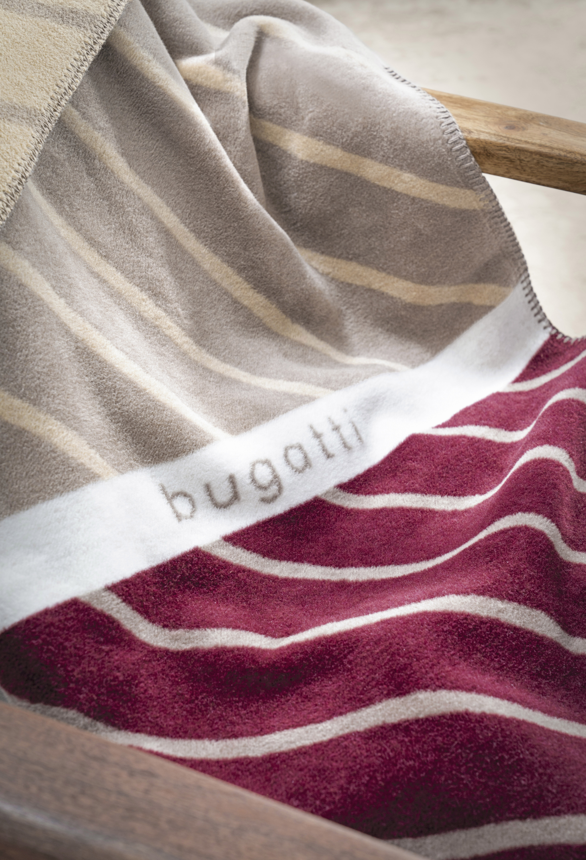Wohndecke BUGATTI JACQUARD