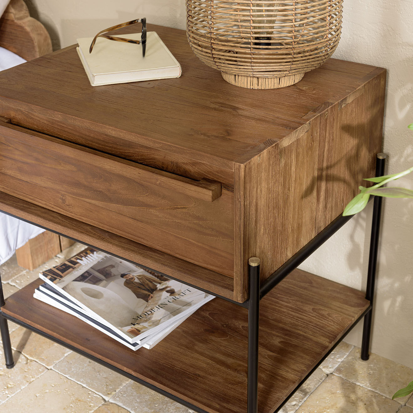 Macabane Table de chevet bois de teck recyclé Sixtine marron/noir - 58.5 x45x60 cm