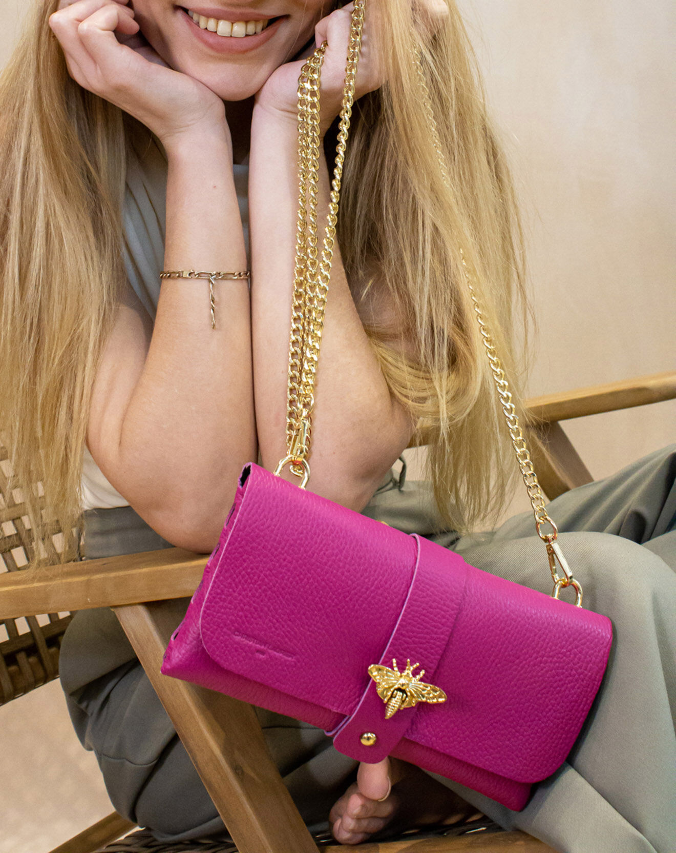 Christian Laurier Sac bandoulière en Cuir Ivy fushia - 23x12x11 cm
