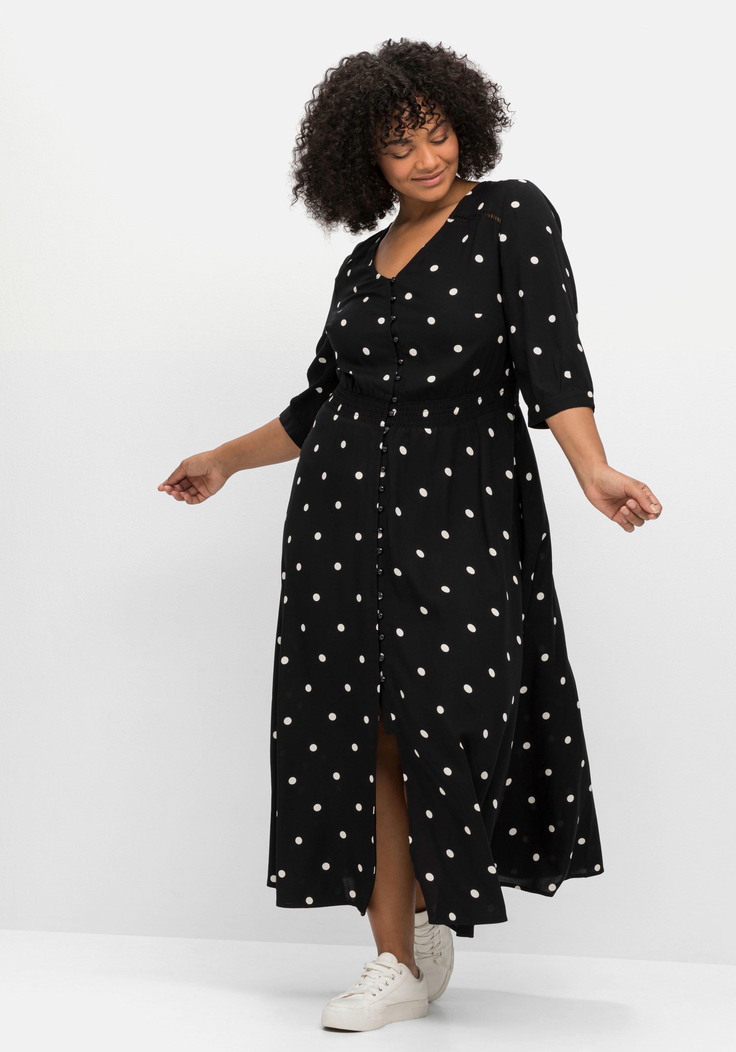 Maxikleid mit Punkteprint und gesmokter Taille