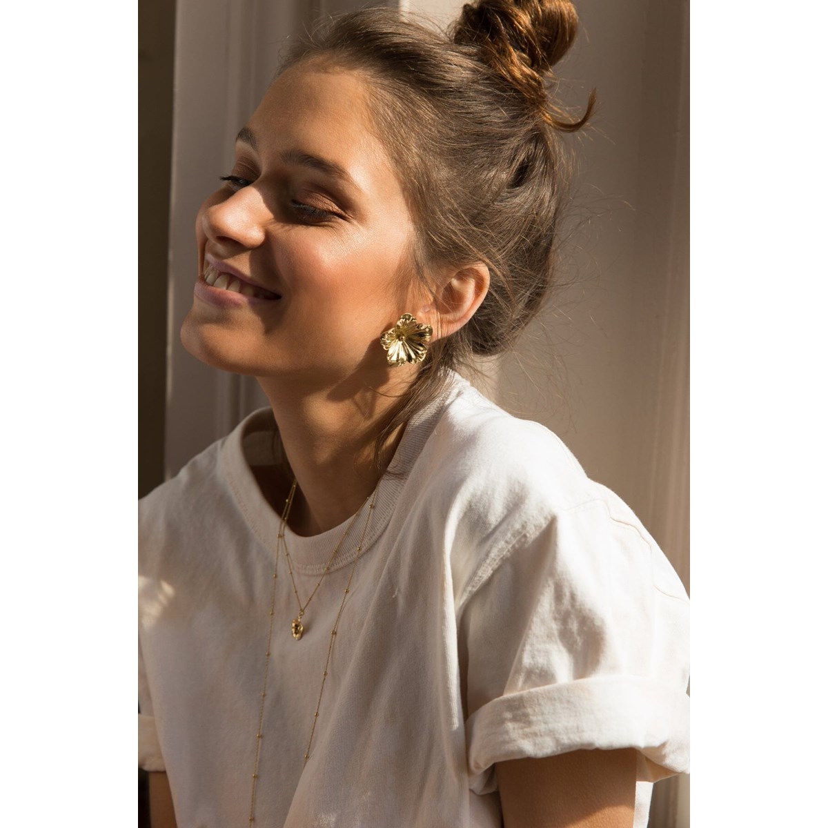 maxi boucles d'oreilles puces fleurs doré à l'or fin - GAÏA