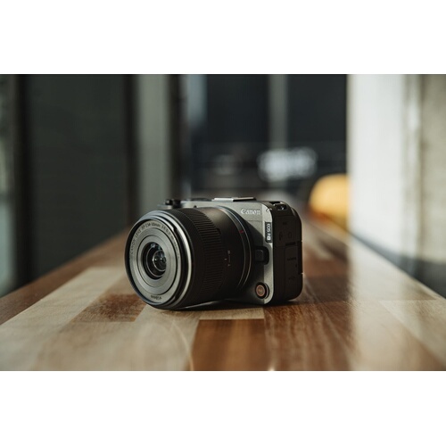 Appareil photo hybride Canon EOS R50 V - Noir