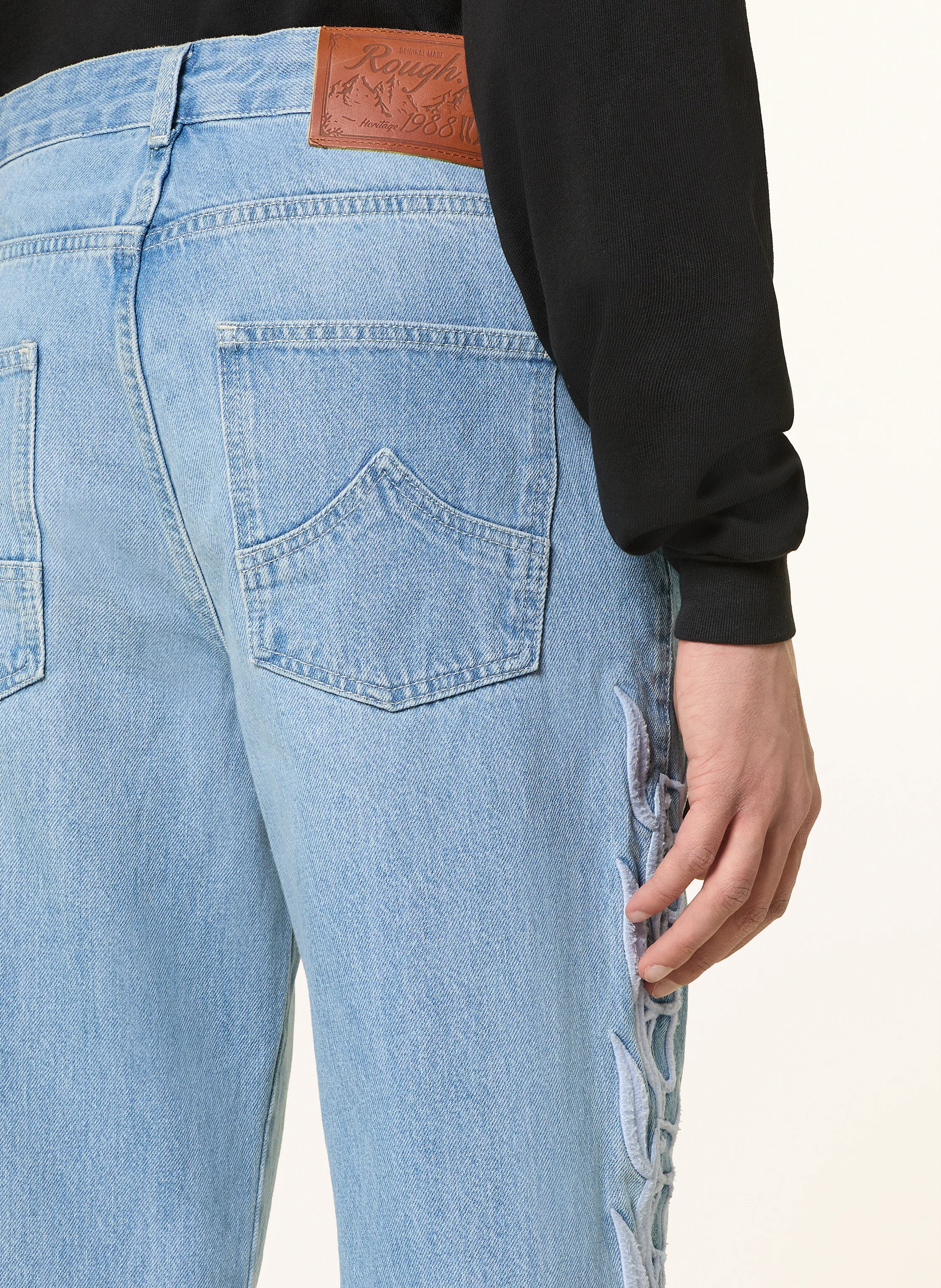rough. Jeans BLUE AMITY Regular Fit