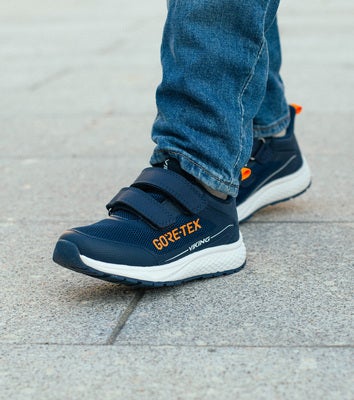 Viking Bouncy 2V GTX Sneakers, Navy