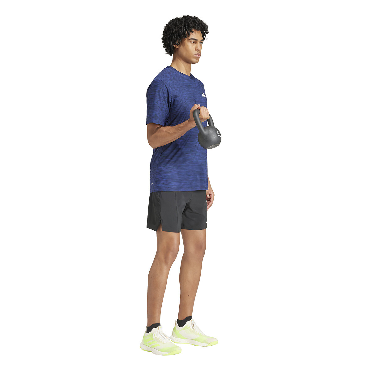 Camiseta de treino adidas Performance com logotipo pequeno