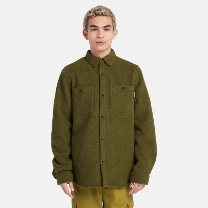 Sobretudo utilitário de lã de pelo alto para homens na cor verde.