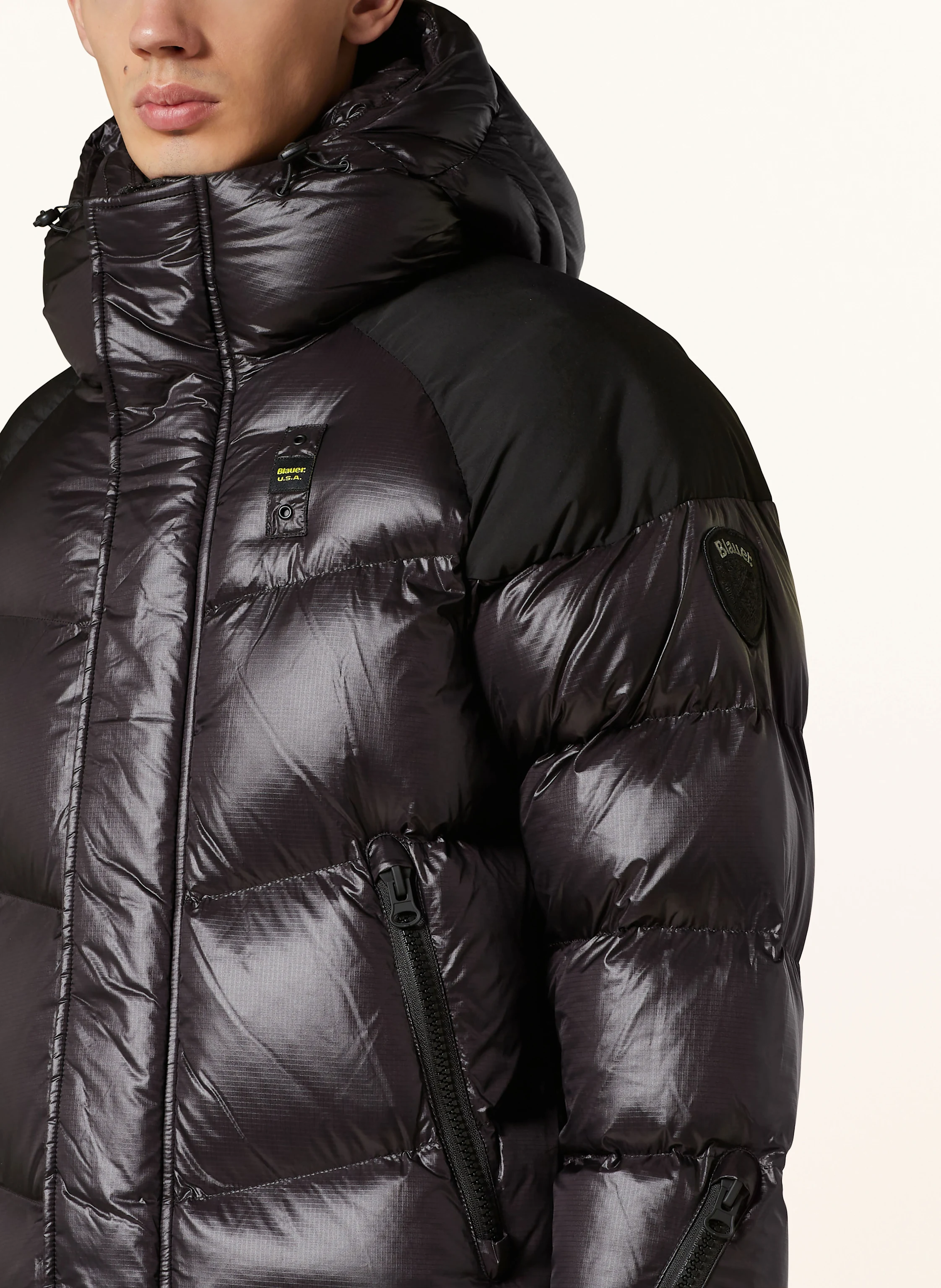 Blauer Steppjacke mit DUPONT™ SORONA®-Isolierung