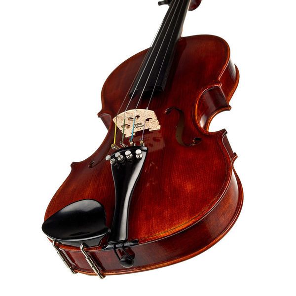 Roth & Junius Europe Antiqued Violin Set 4/4