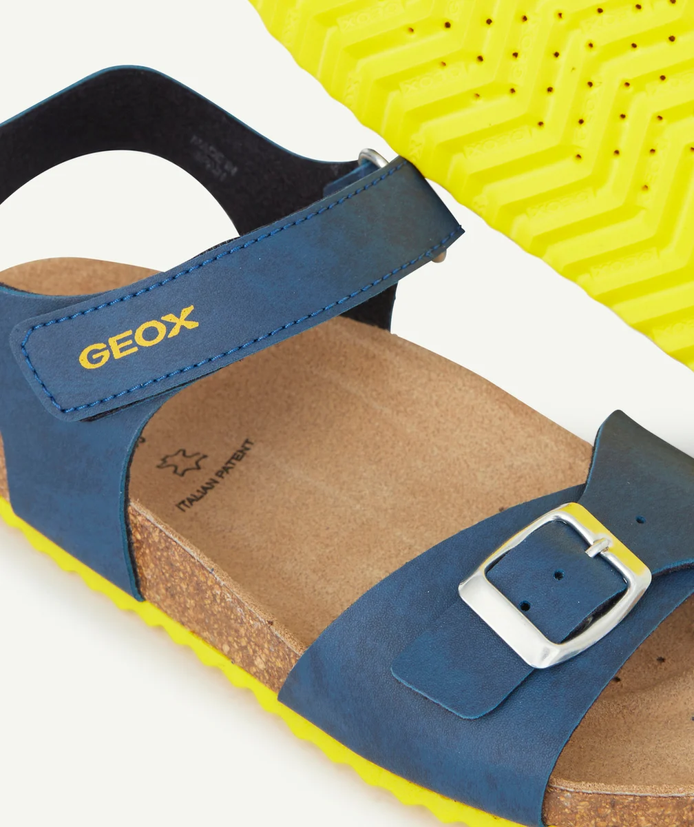 GEOXSANDALES GHITA BLEU MARINE À SCRATCH AVEC DÉTAILS JAUNES