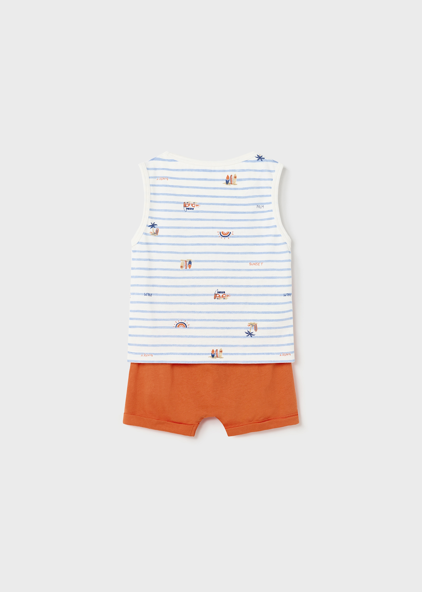 Pijama estampado feito com algodão sustentável para bebês