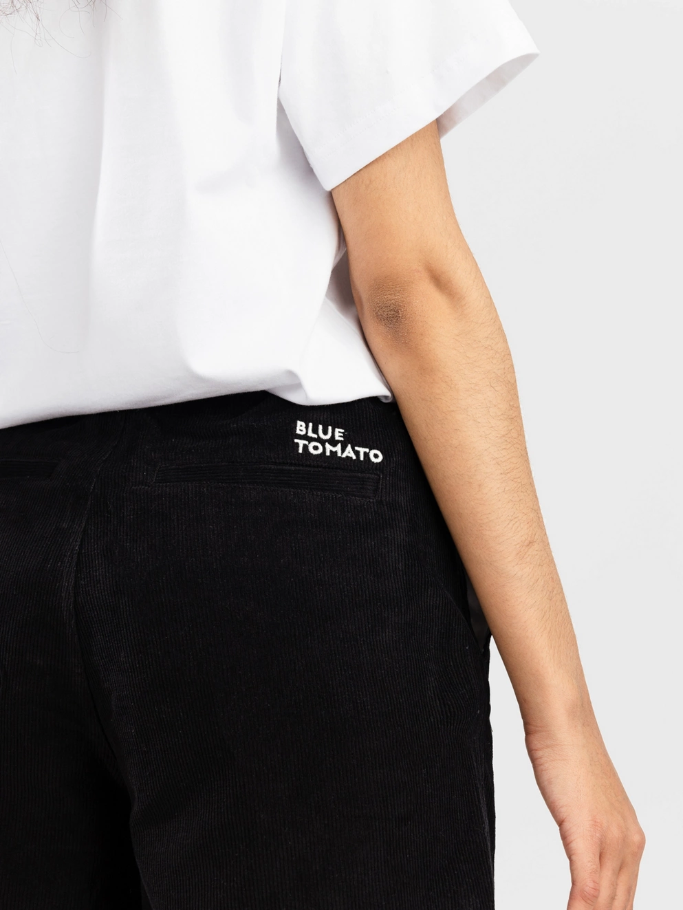 Blue Tomato Cord Easy Shorts black