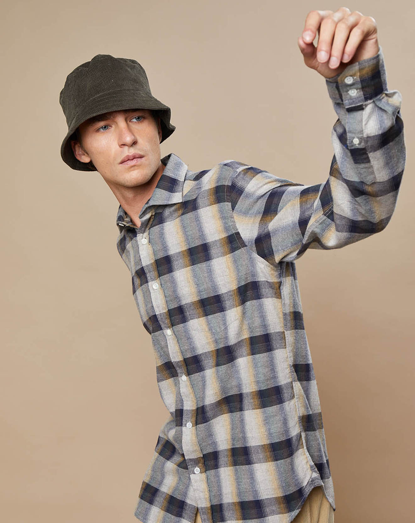 Hartford Chemise Regular en Flanelle de Coton Paul à carreaux naturel/army/doré