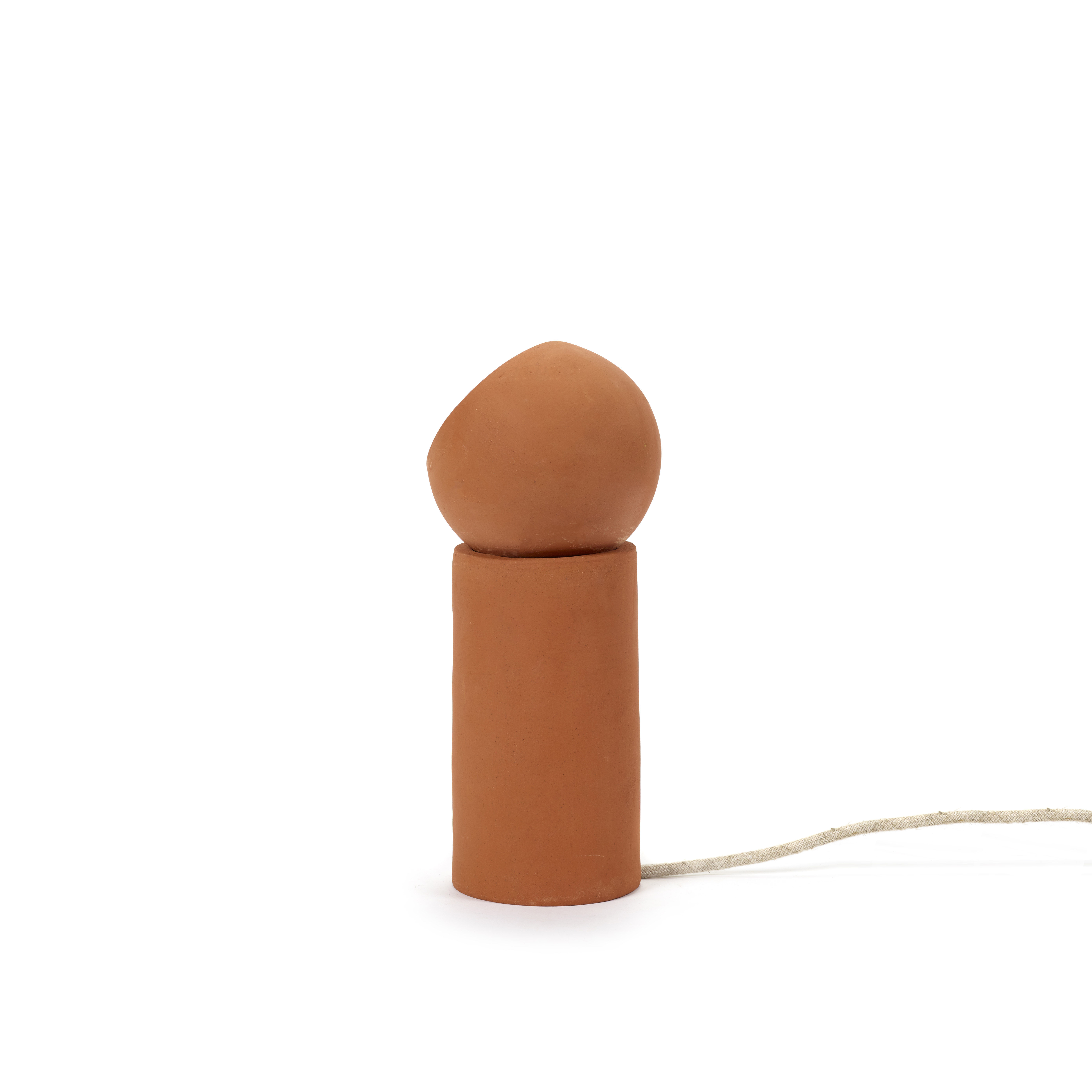 TERRA MEDIUM - Lampe de table céramique | Rouge