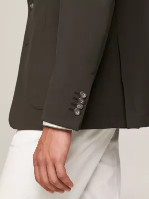 Blazer slim de tecido liso com abotoamento simples
