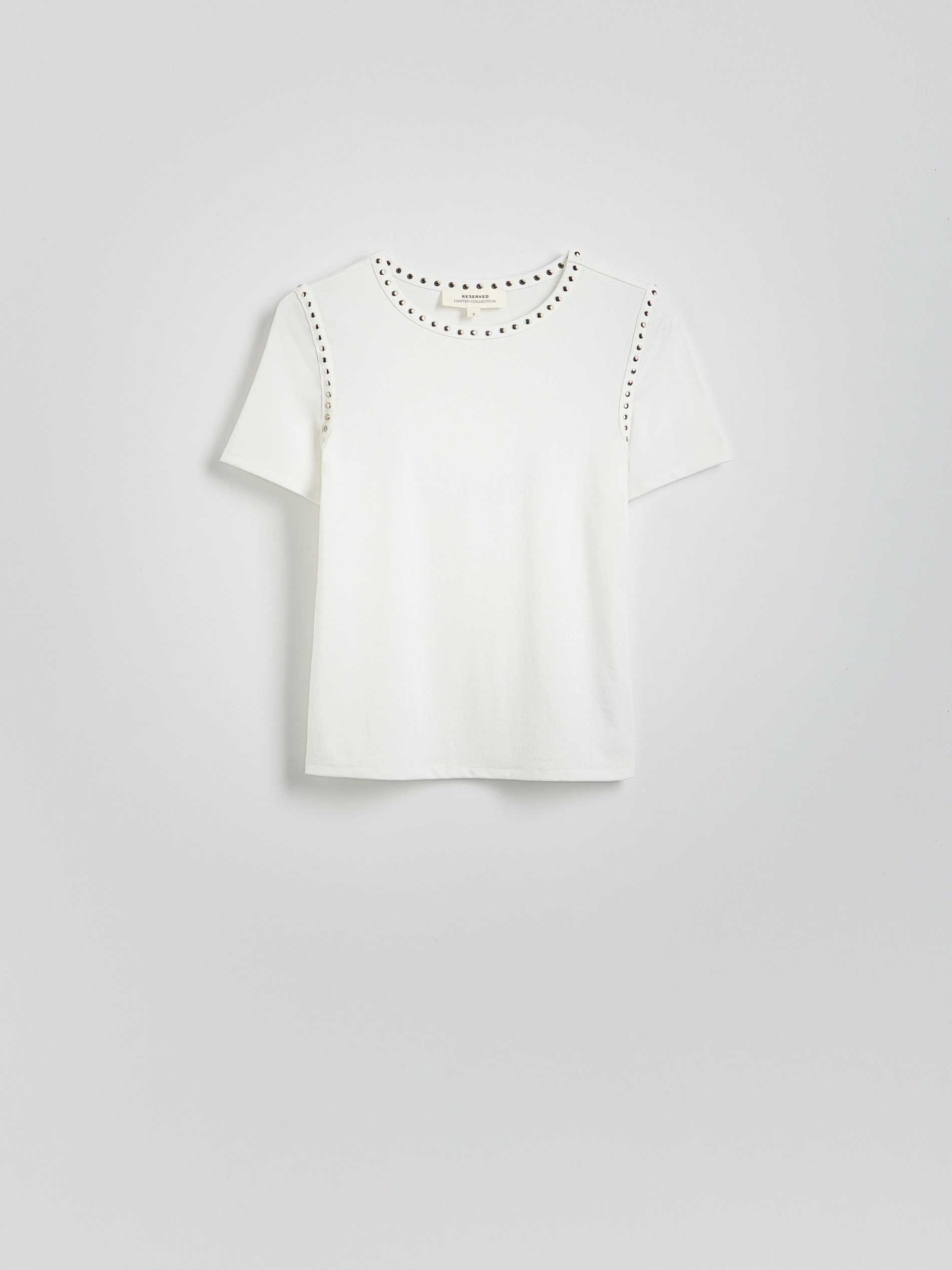 T-Shirt mit Nieten