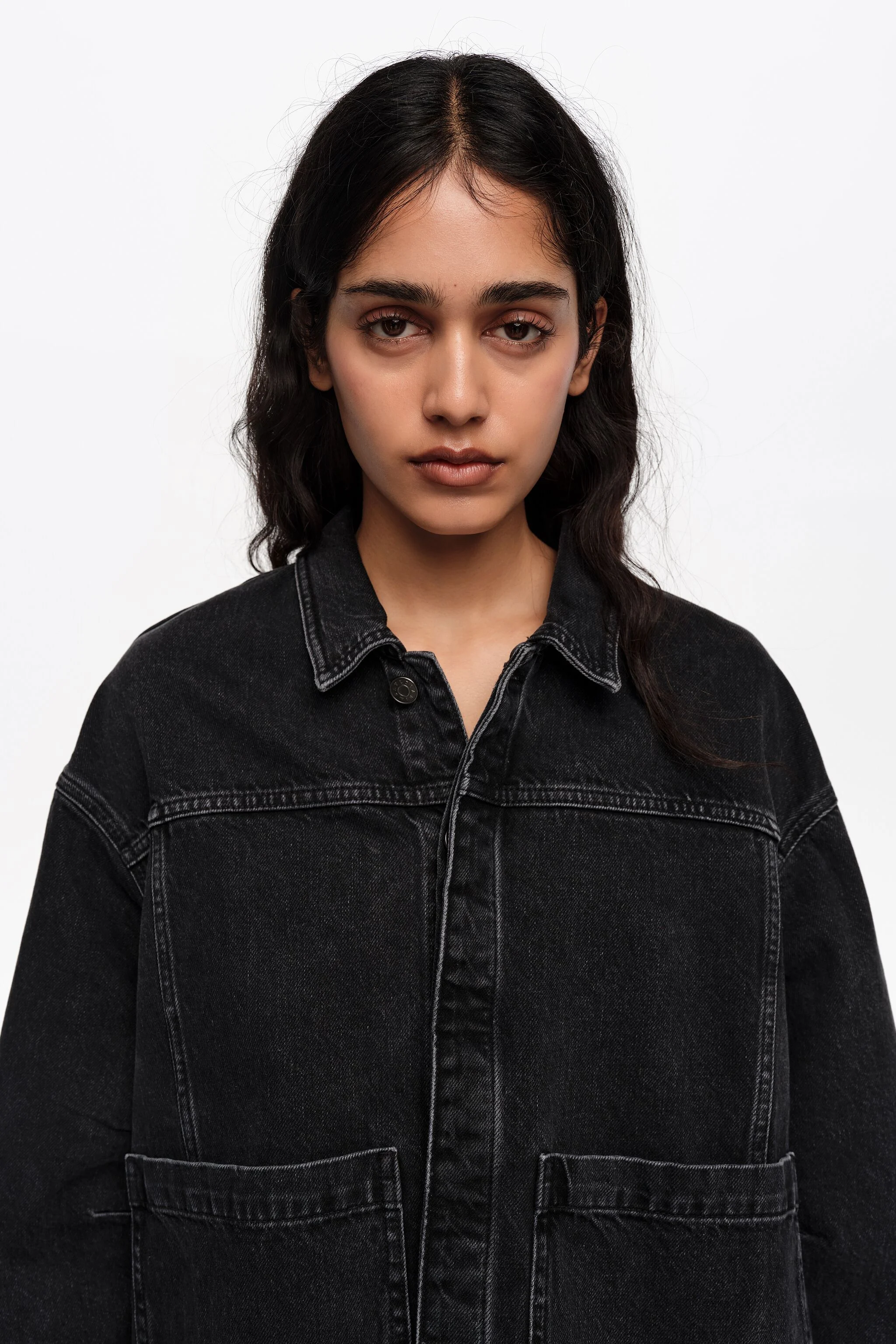 Jaqueta jeans lavada em formato A