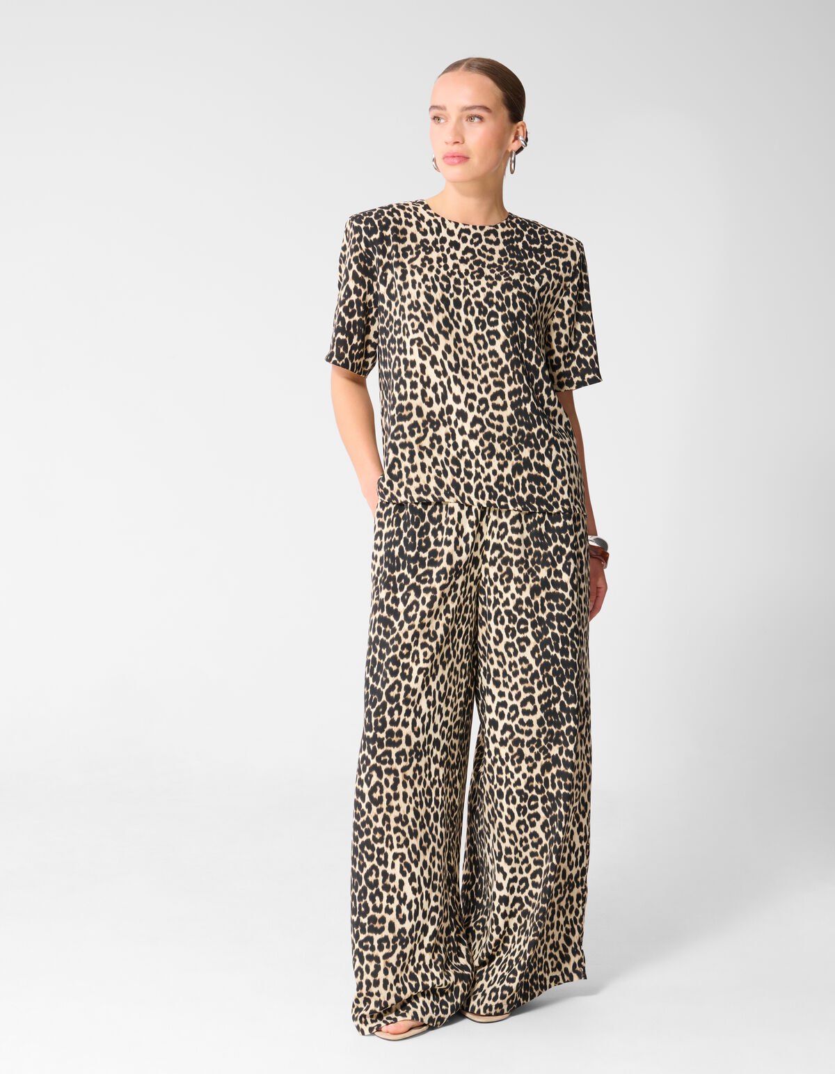 Leopard Twist Top Bruin