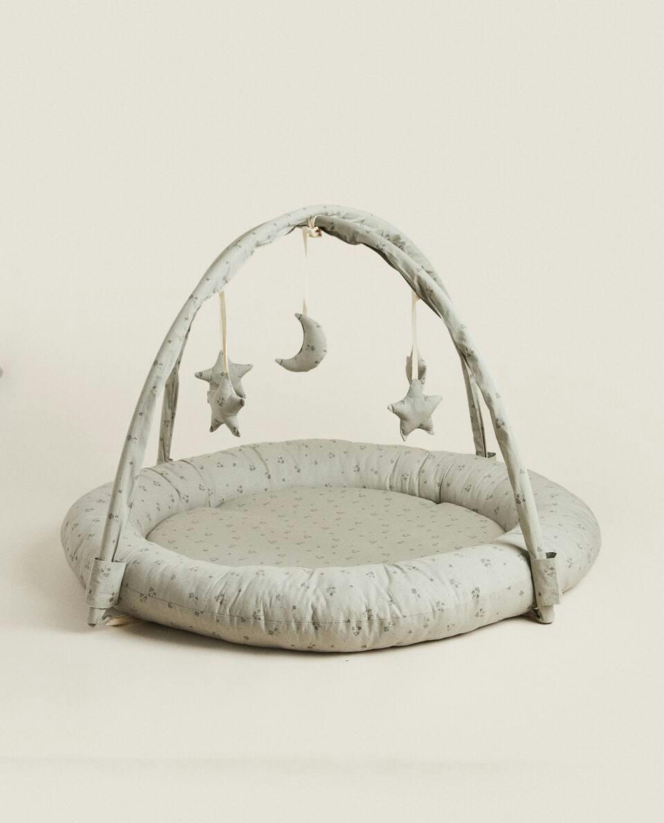 GINÁSIO INFANTIL TREVO E ESTRELAS