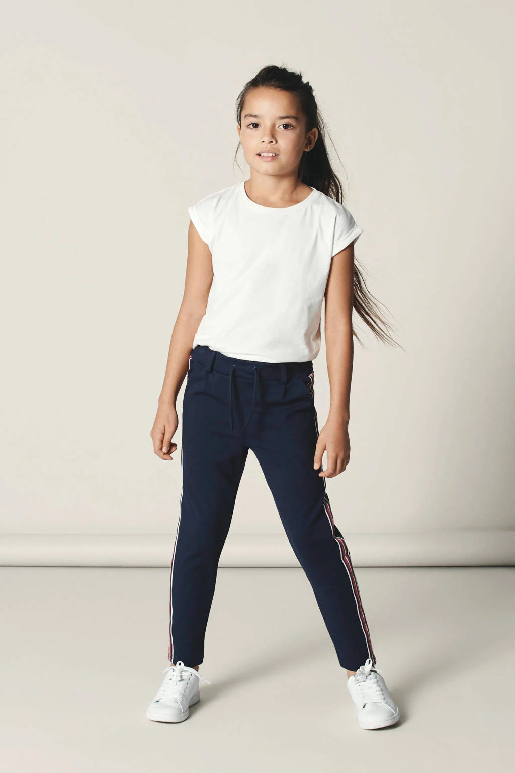 NAME IT slim fit broek met zijstreep zwart/wit/rood