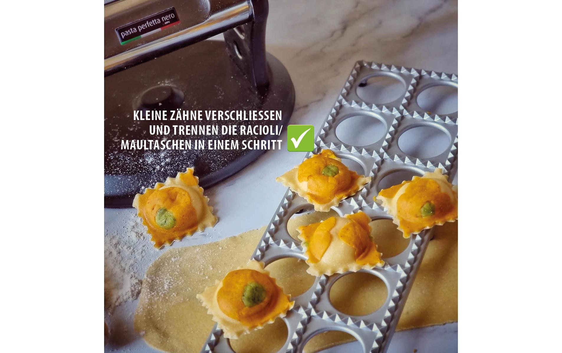 Ravioli- und Teigtaschenformer Tasca 3-teilig, eckigRavioli-Maultaschenbrett