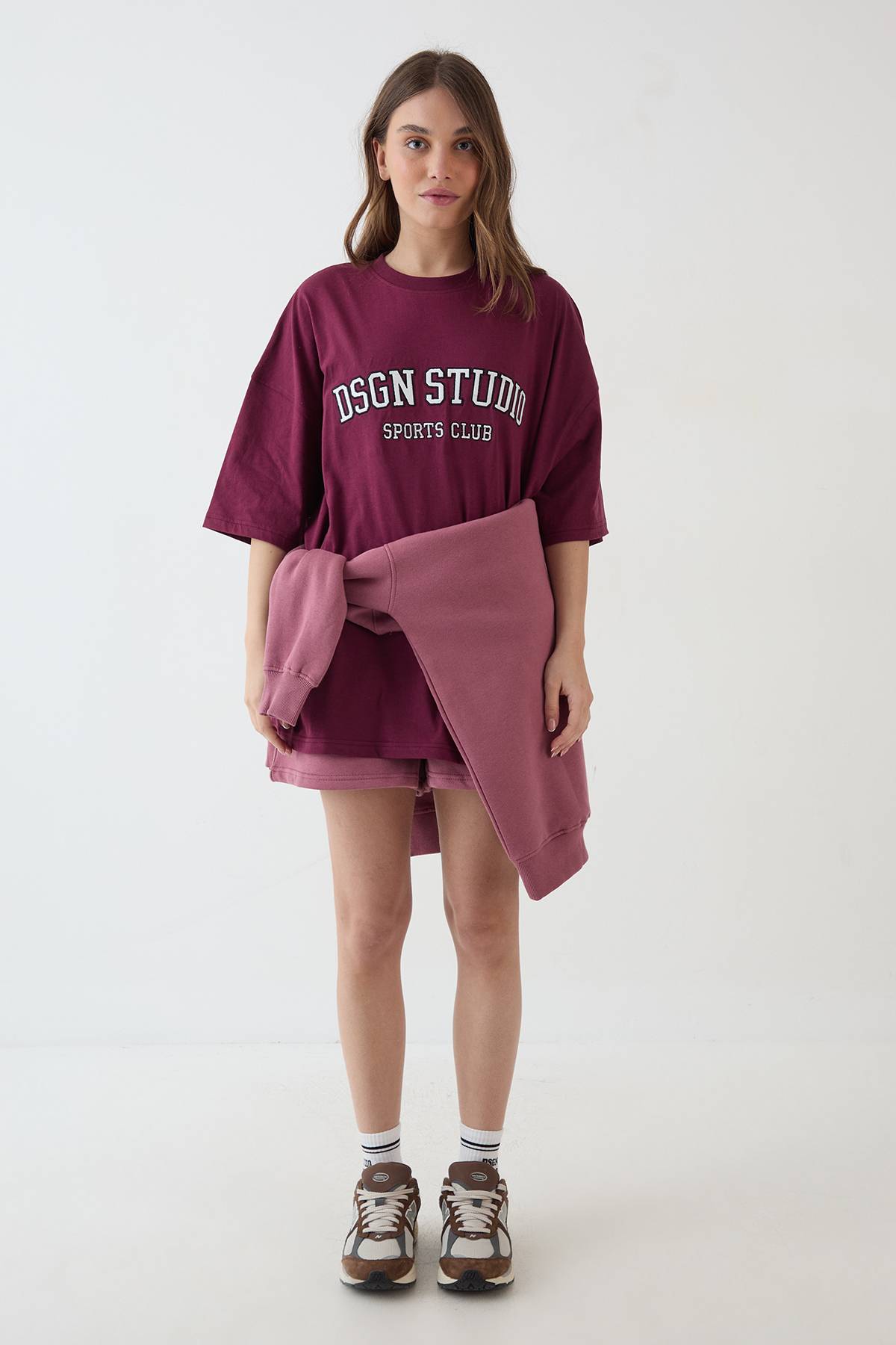 T-shirt Oversize À Appliqué Dsgn Studio