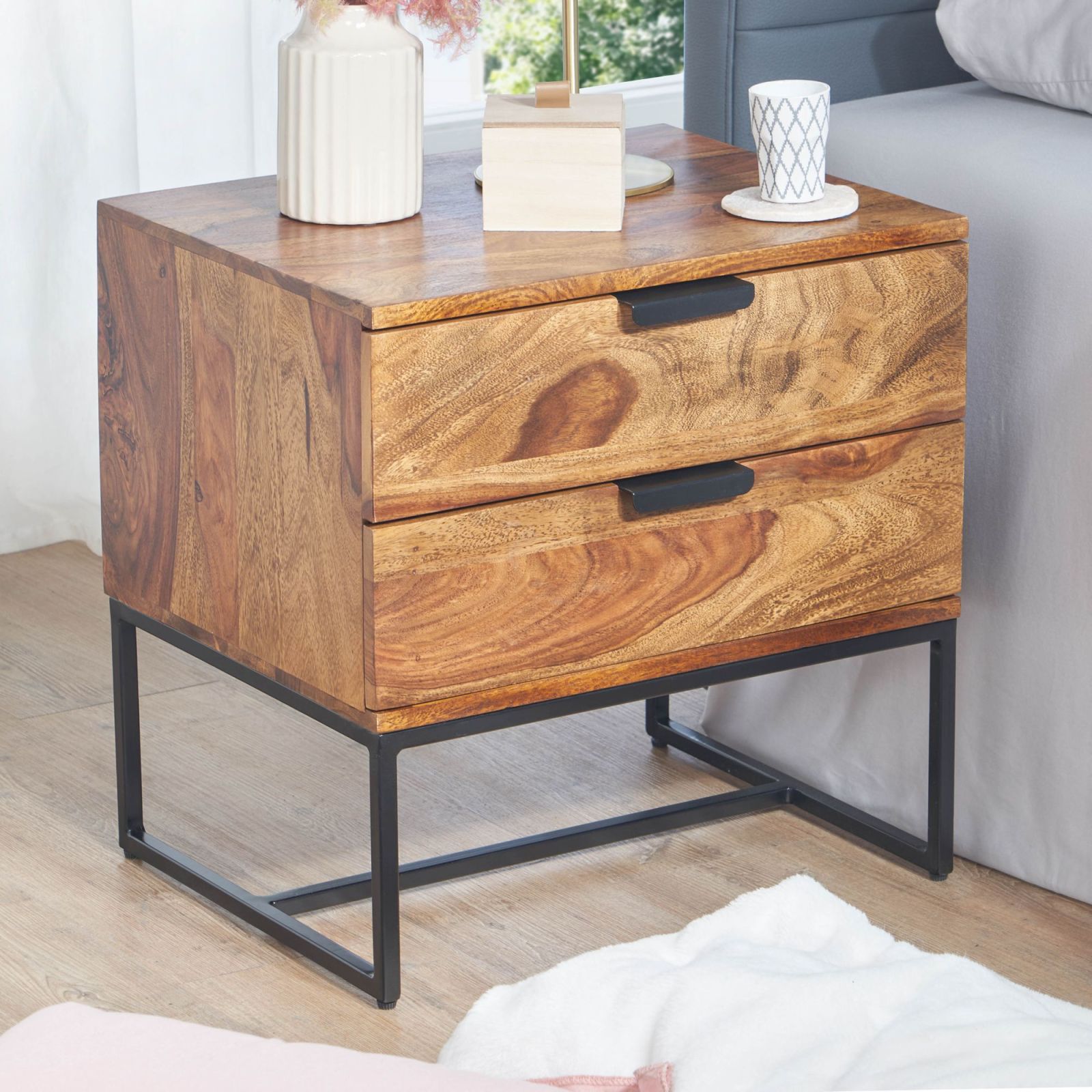 Nachttisch - Sheesham massiv- 2 Schubladen - 50 cm breit