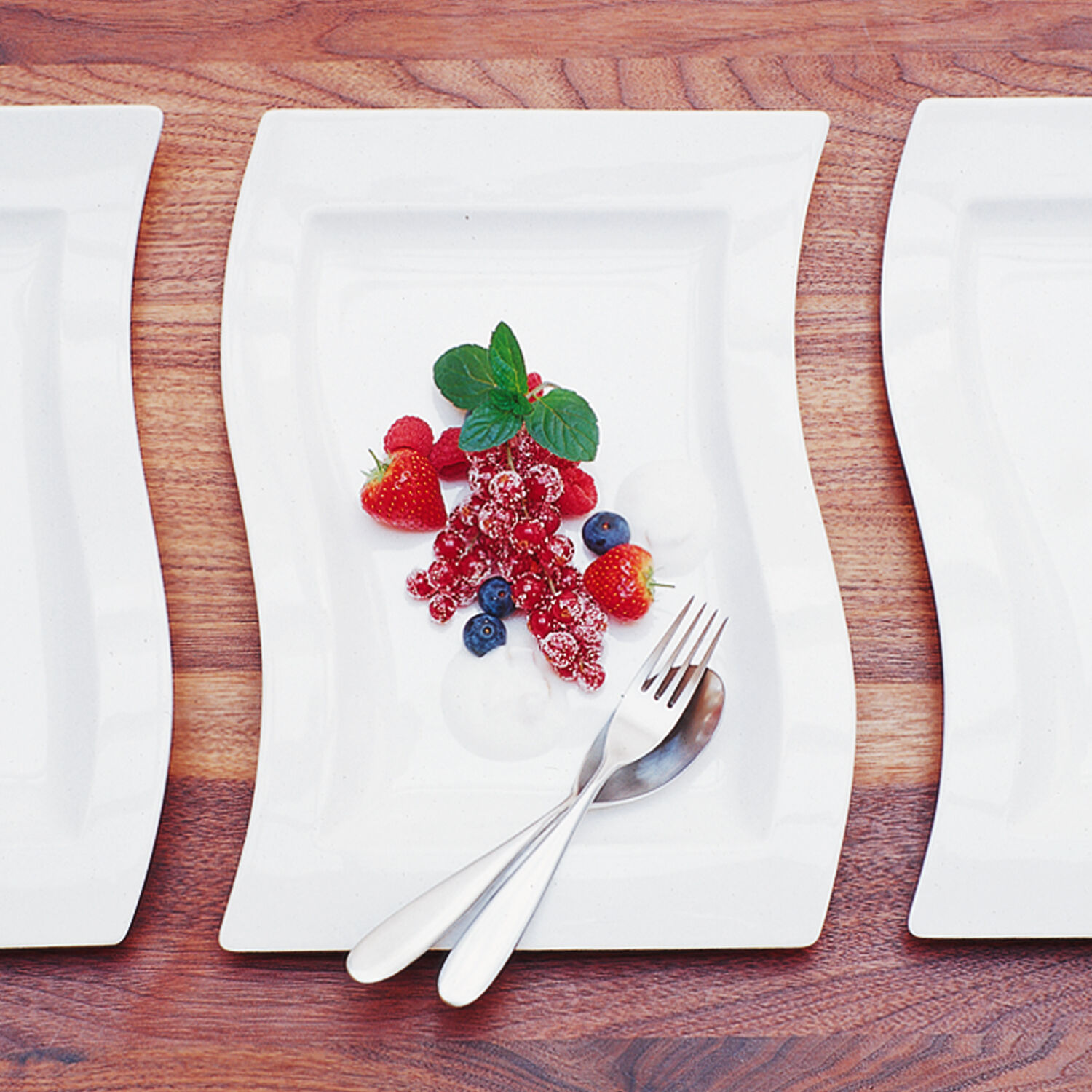NewWave Appetizer and dessert plate White, 10.1'' x 8'', Premium Porcelain