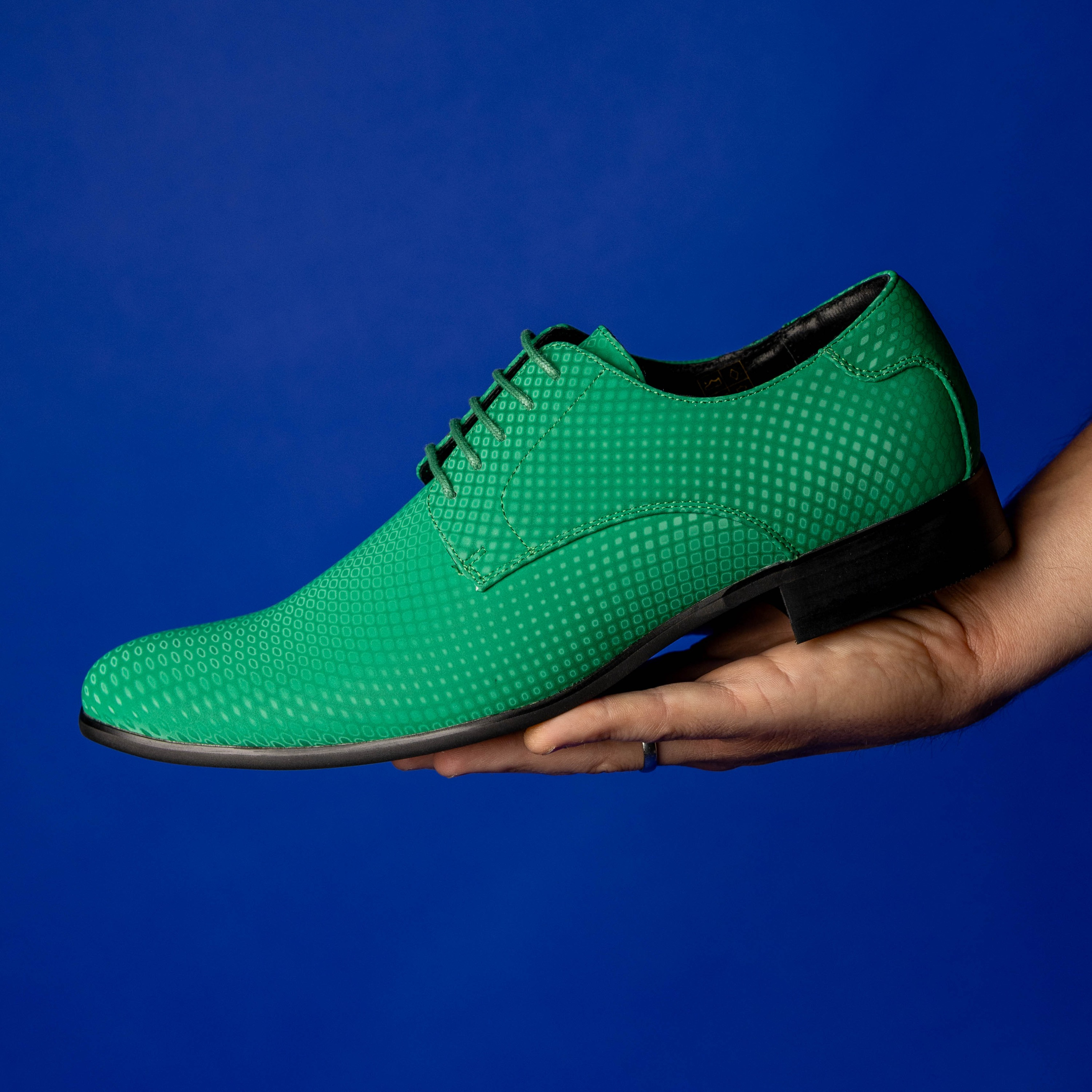 Gleaming Greeny