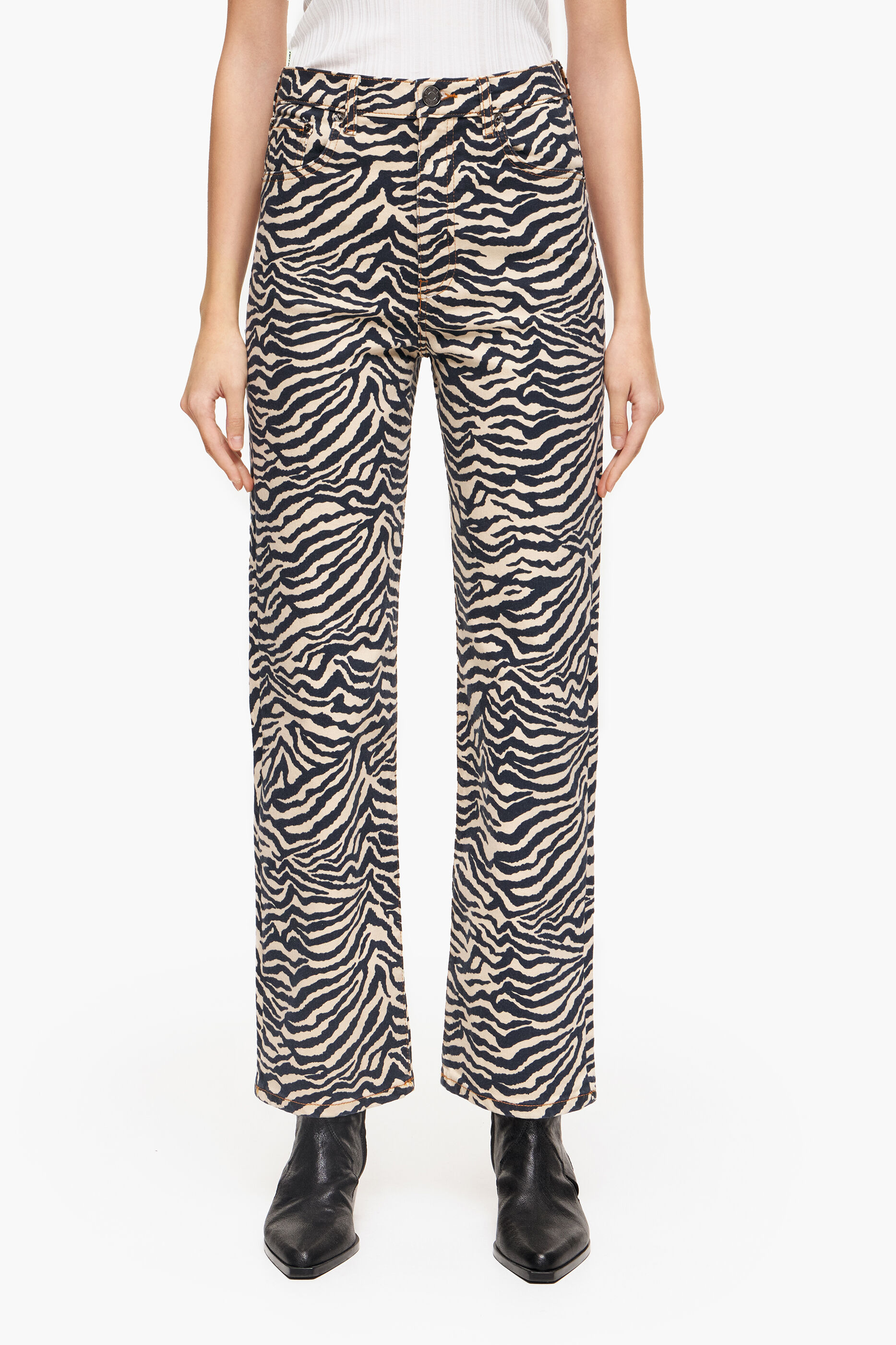 CALÇA RETA CROPPED - Calça jeans reta com estampa de tigre
