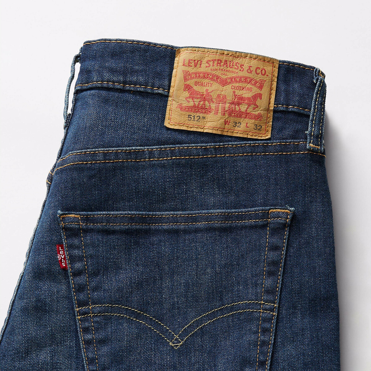 Calça jeans Levi's Slim 512™ com modelagem afunilada